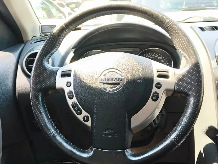 Nissan Qashqai 2015 — фото 15