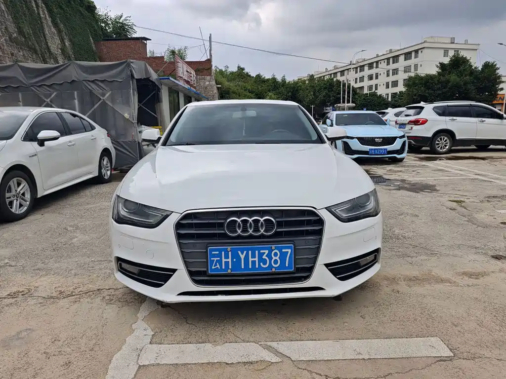 Audi A4L 2014