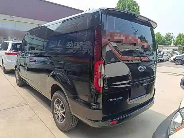 Ford Transit 2024