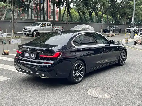 BMW 3 Series 2022