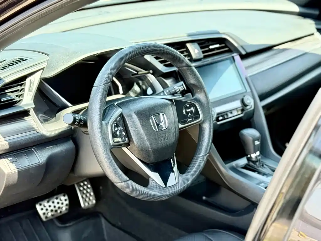 Honda Civic 2021 — фото 12