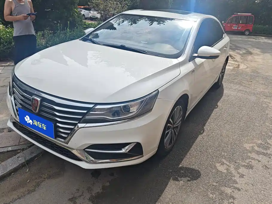 Roewe i6 Classic 2019 — фото 1