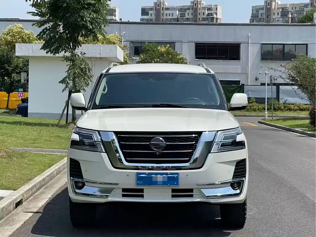 Nissan Patrol 2018 — фото 2
