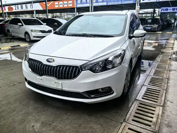 Kia K3 2013