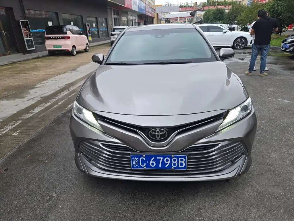 Toyota Camry 2018