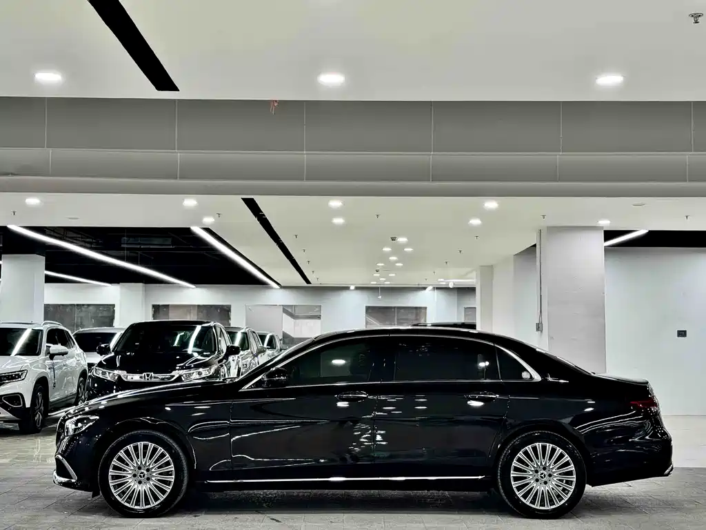 Mercedes-Benz E-Class 2021 — фото 5
