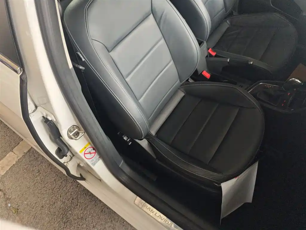 Volkswagen Gran Lavida 2016 — фото 25
