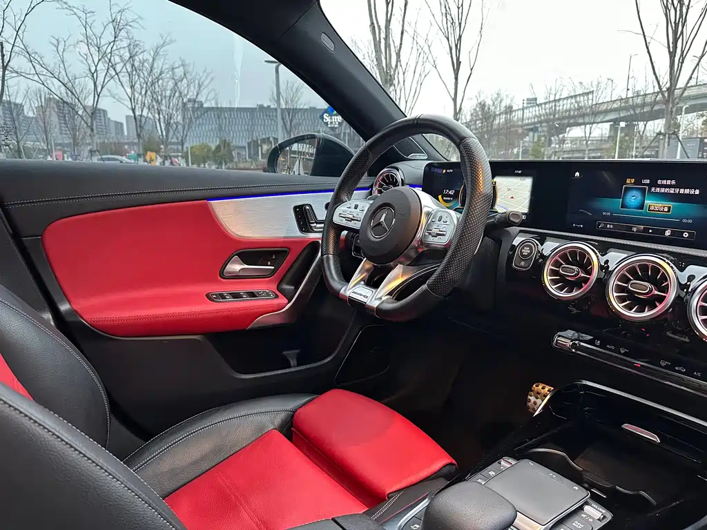Mercedes-Benz A-Class AMG 2021 — фото 11