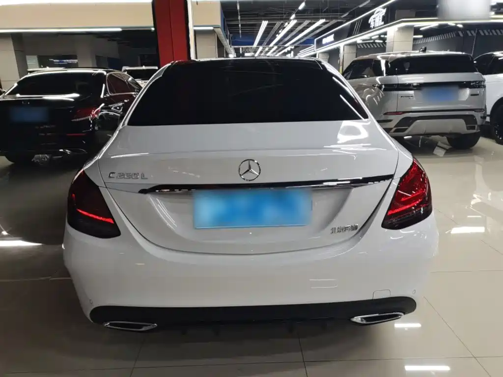 Mercedes-Benz C-Class 2021