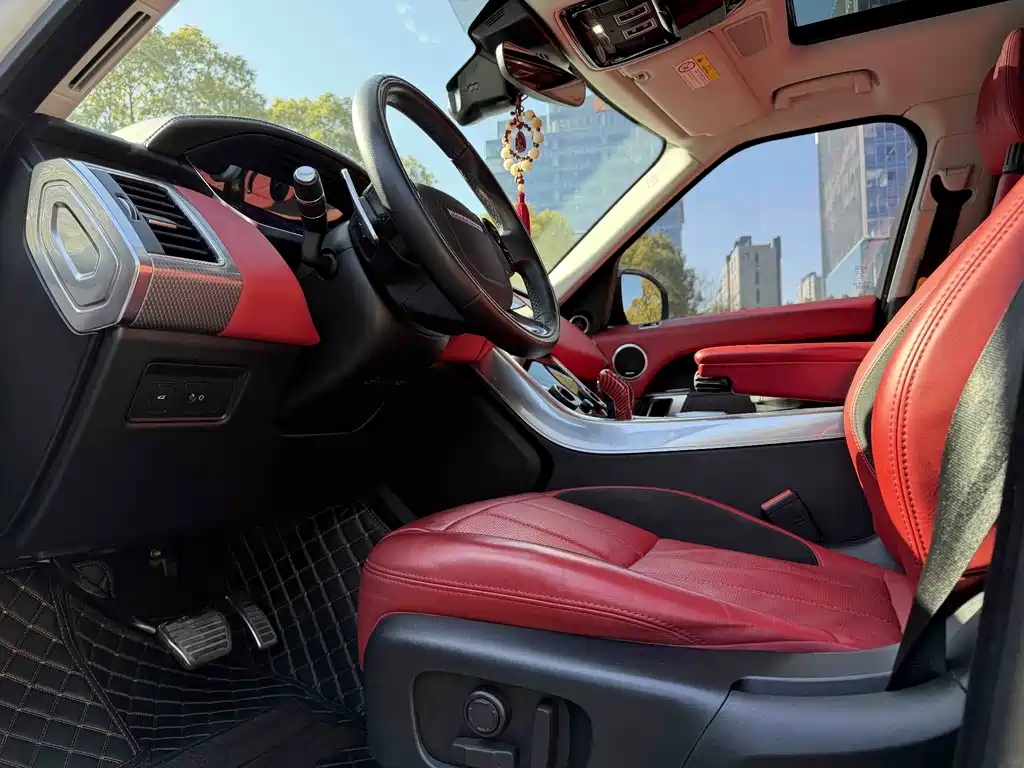 Land Rover Sport 2020 — фото 14
