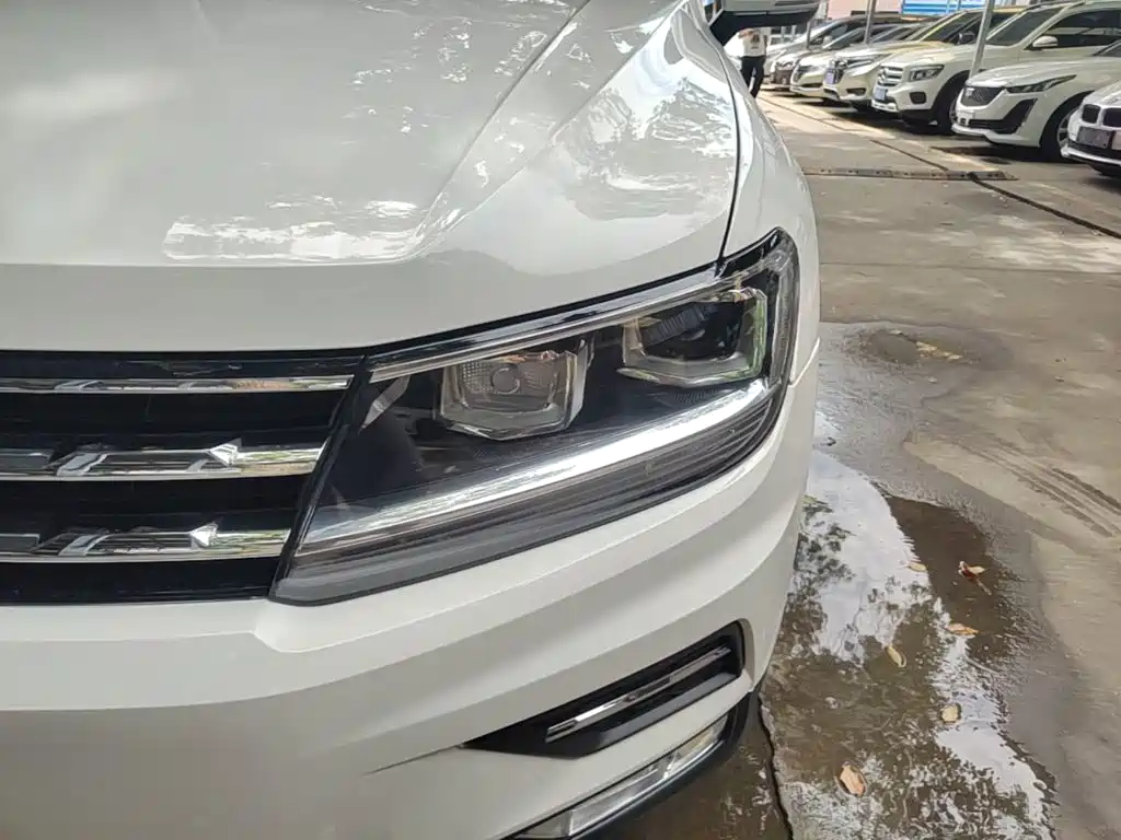 Volkswagen Tiguan L 2021 — фото 24