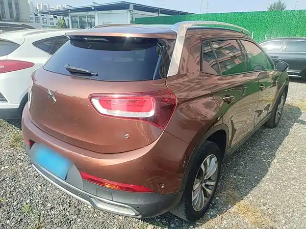 DS 6 2015