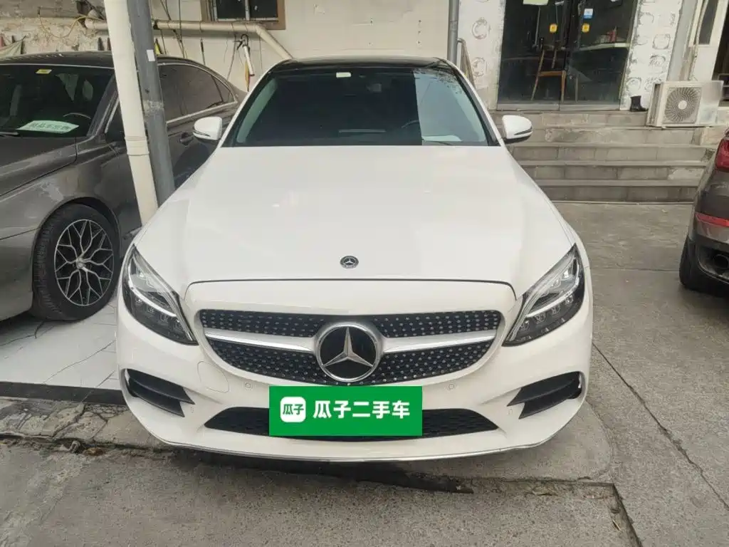 Mercedes-Benz C-Class 2021
