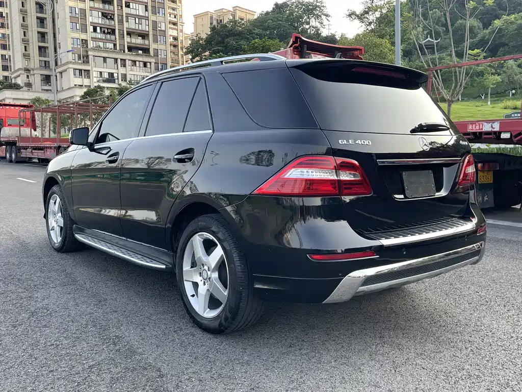 Mercedes-Benz M-Class 2014 — фото 10