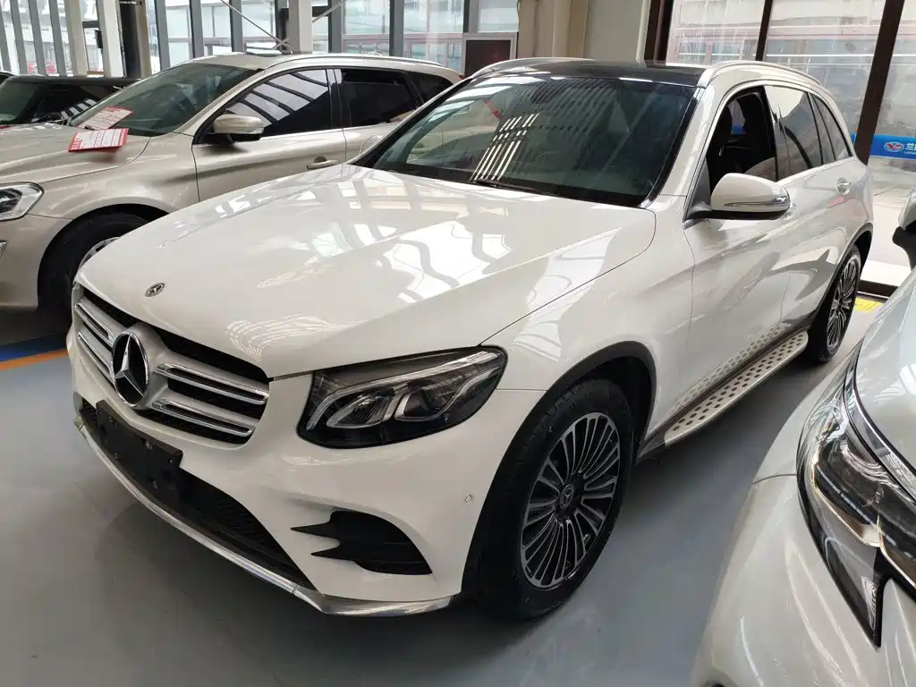 Mercedes-Benz GLC 2019 — фото 1