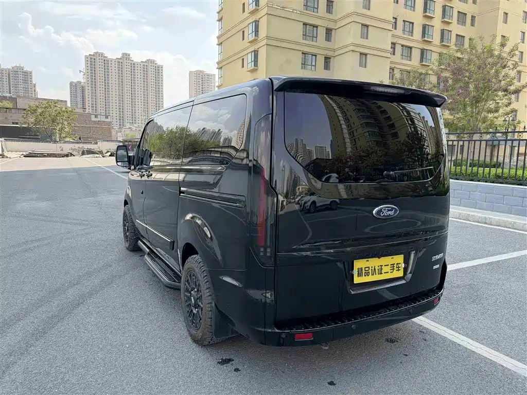 Ford Tourneo 2023 — фото 21