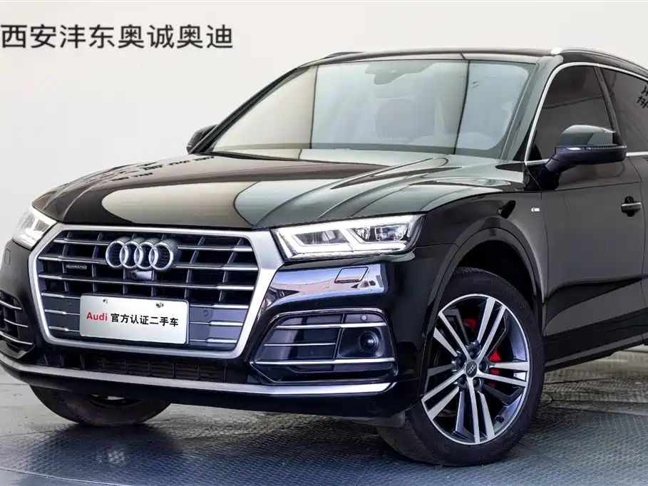 Audi Q5L 2021 — фото 21