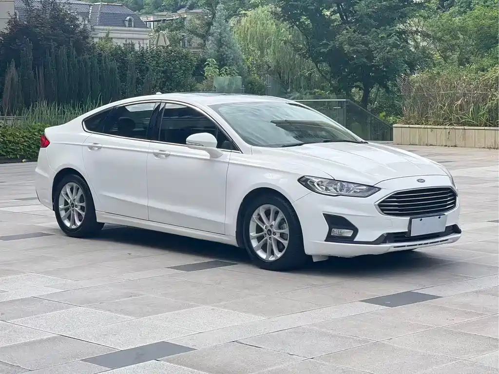 Ford Mondeo 2019 — фото 3