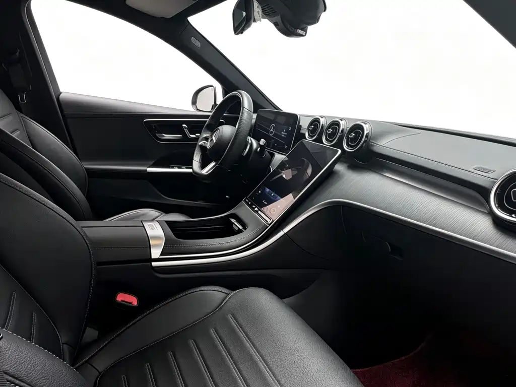 Mercedes-Benz C-Class 2022 — фото 6