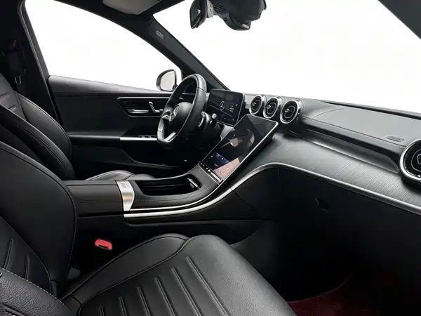 Mercedes-Benz C-Class 2022