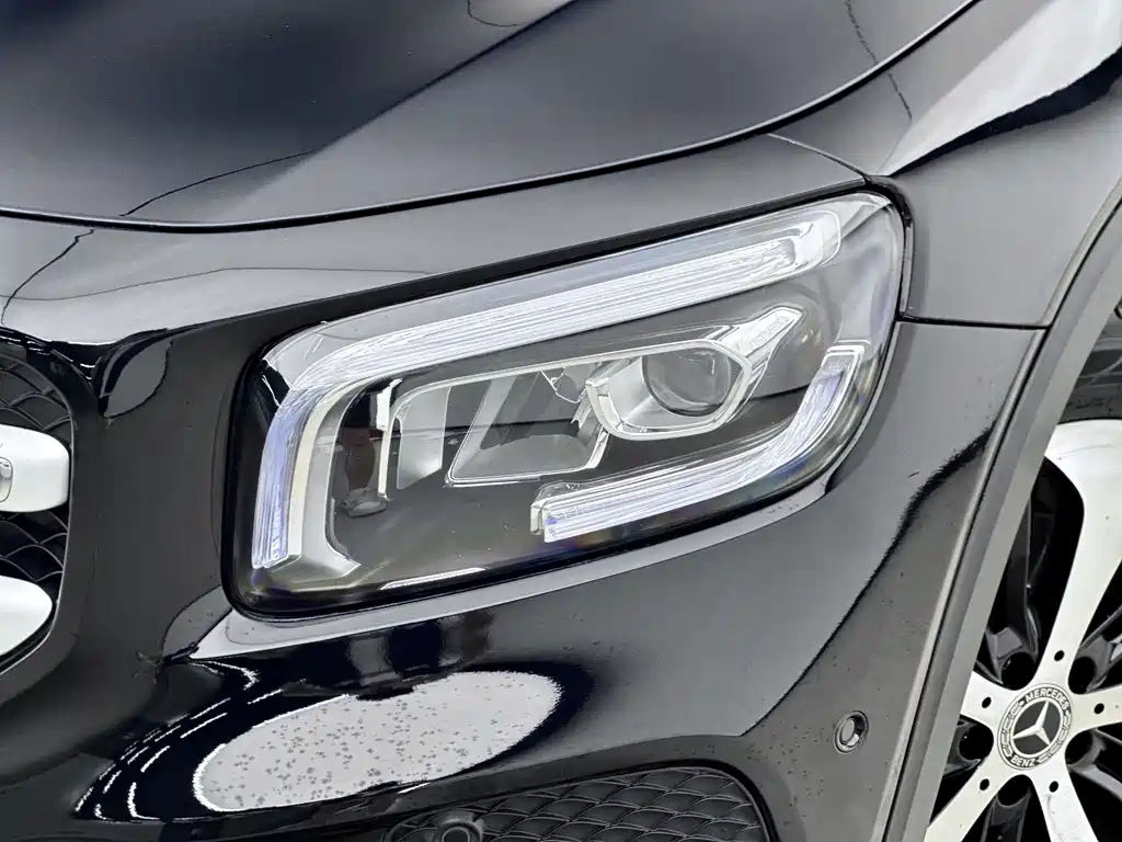 Mercedes-Benz GLB 2021 — фото 16