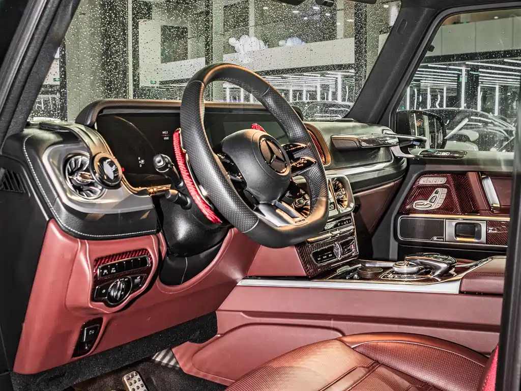 Mercedes-Benz G-Class 2024