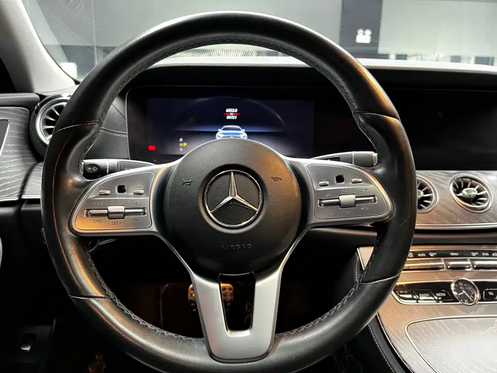Mercedes-Benz CLS 2020 — фото 7