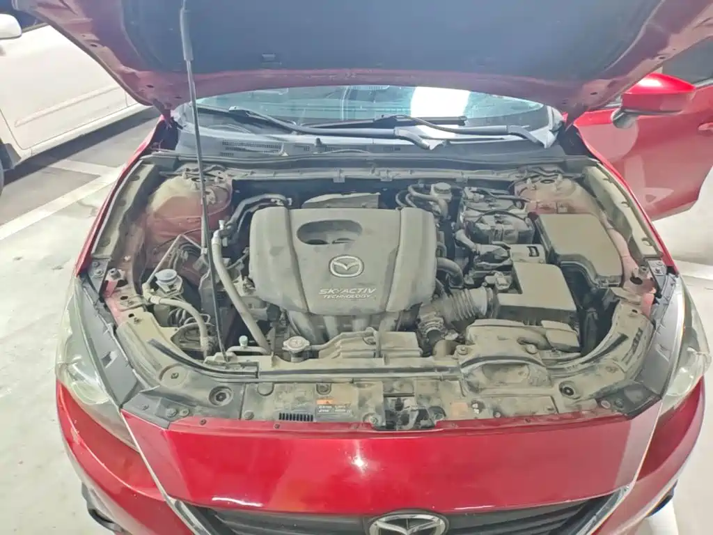 Mazda 3 Axela 2016 — фото 20