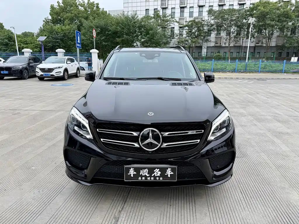 Mercedes-Benz GLE AMG 2017 — фото 2