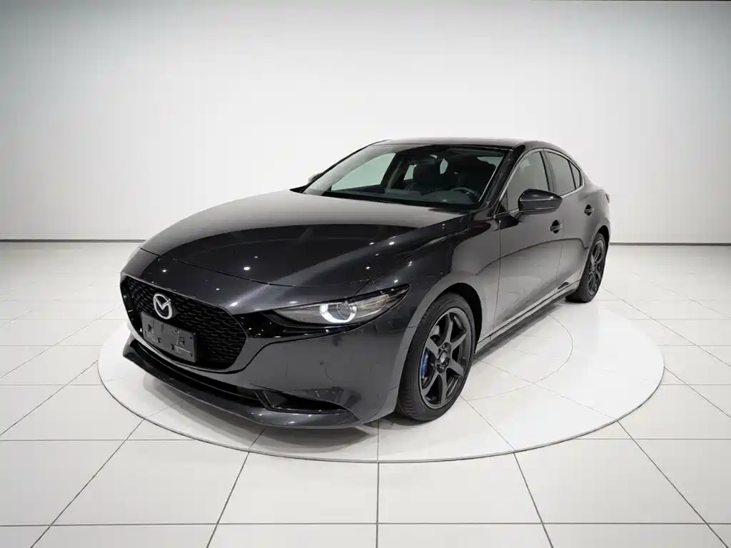 Mazda 3 Axela 2022