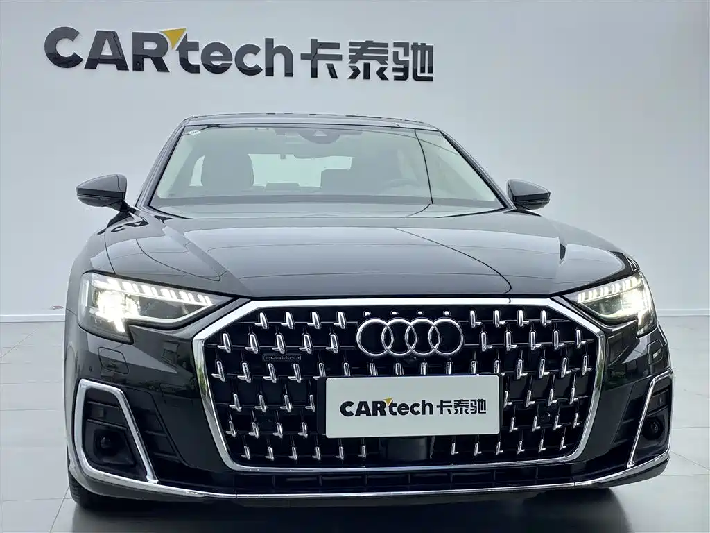 Audi A8 2023 — фото 37