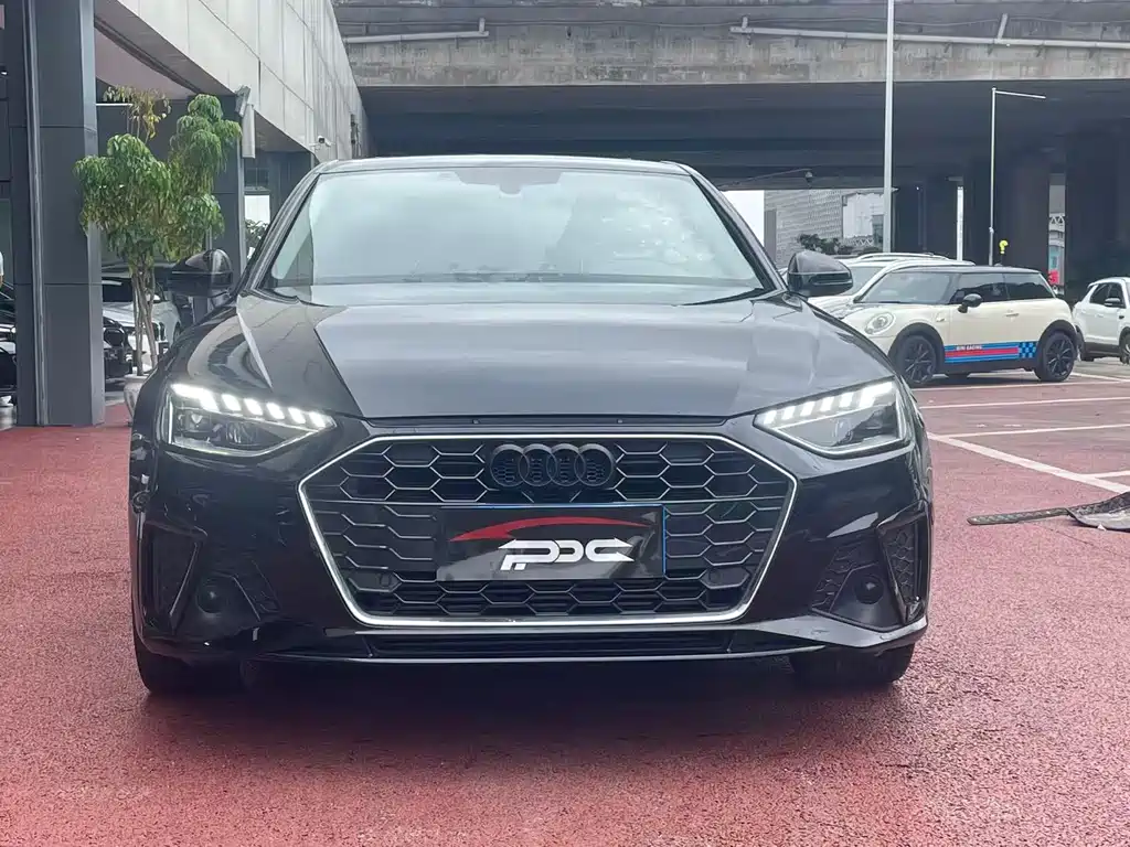 Audi A4L 2021
