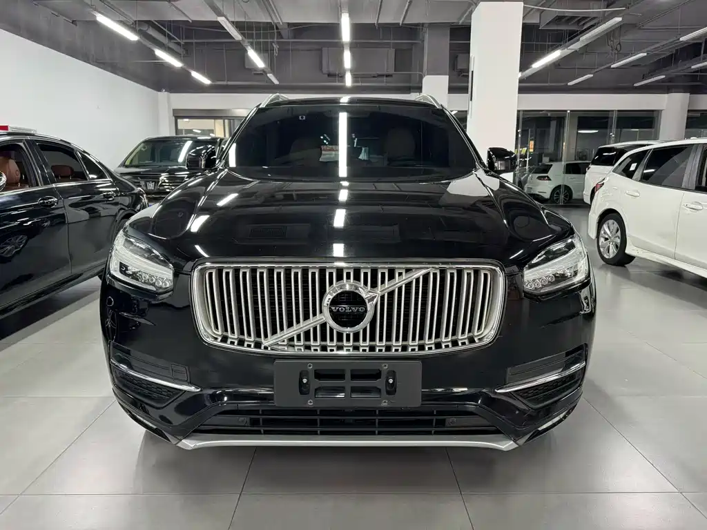 Volvo XC90 2017 — фото 2