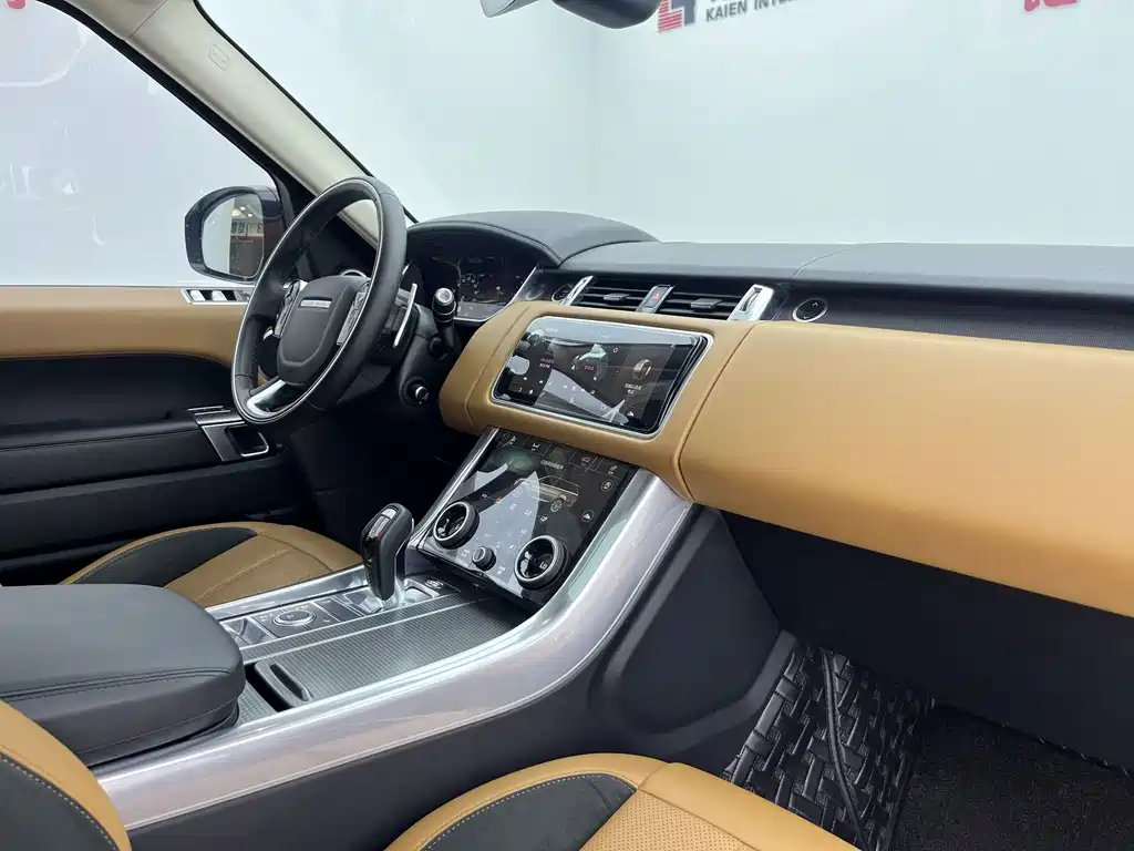 Land Rover Range Rover Sport 2020 — фото 18