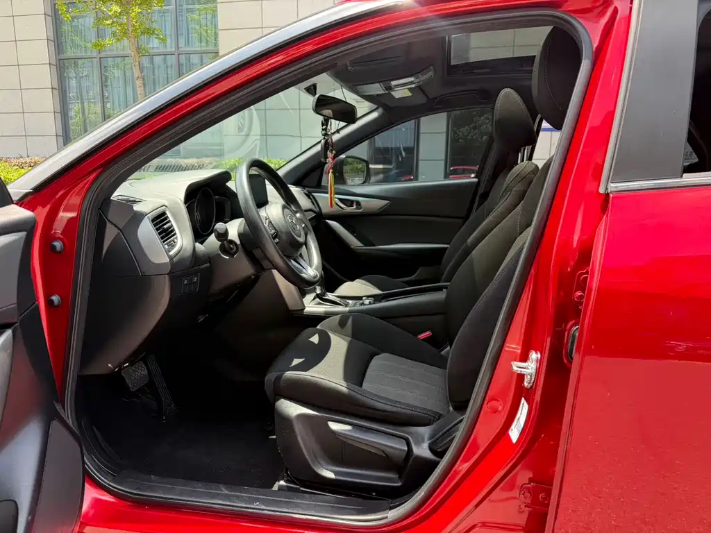 Mazda CX-4 2018
