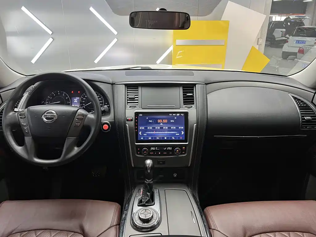 Nissan Patrol 2018 — фото 13