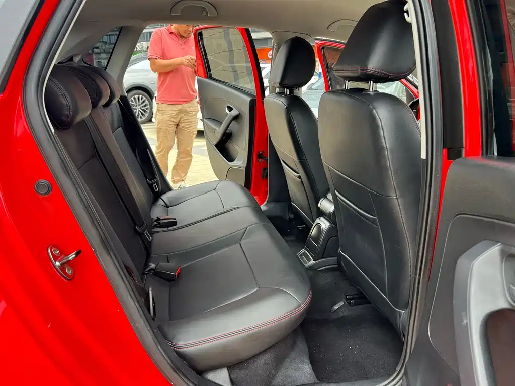 Volkswagen Polo 2015