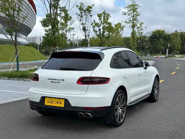 Porsche Macan 2017