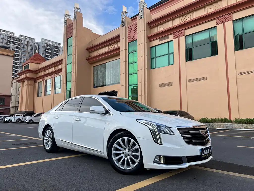 Cadillac XTS 2018 — фото 3