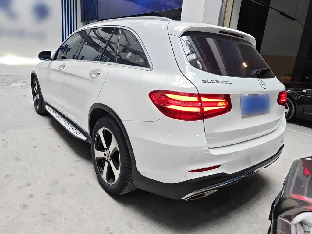 Mercedes-Benz GLC 2019 — фото 23
