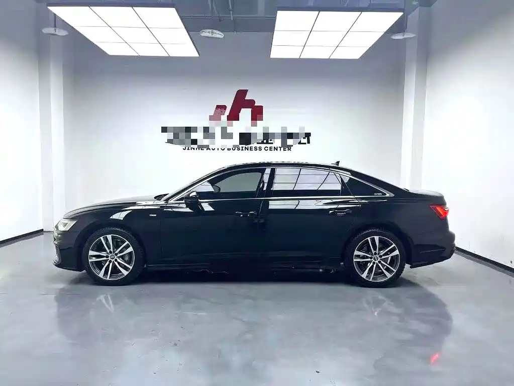 Audi A6L 2021