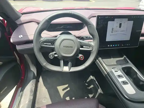 Xiaomi SU7 2025