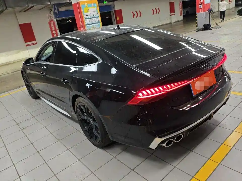 Audi A7 2023
