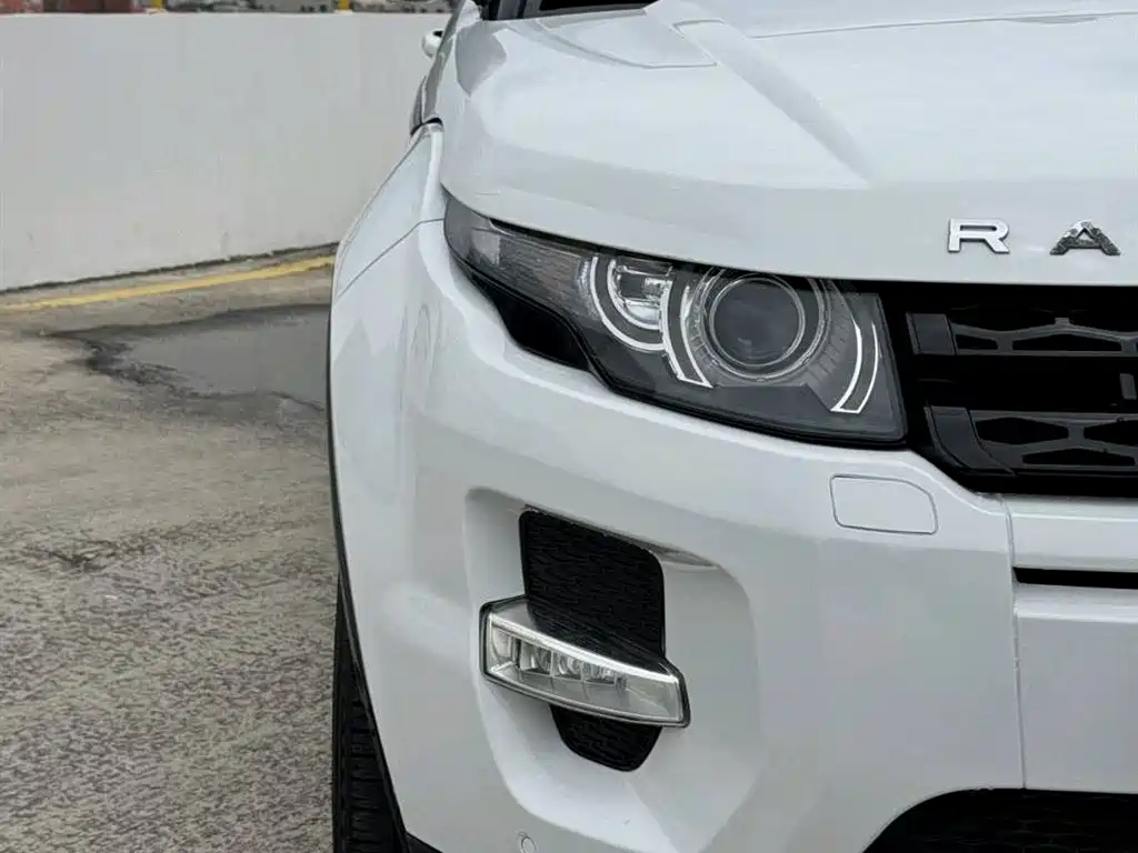 Land Rover Evoque 2015 — фото 4