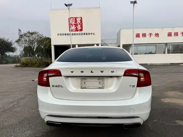 Volvo S60 2016