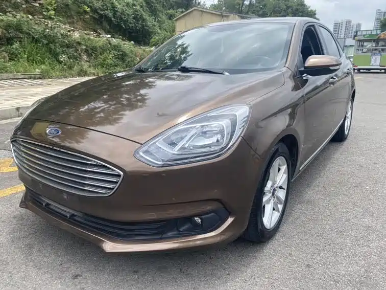 Ford Forrest 2019