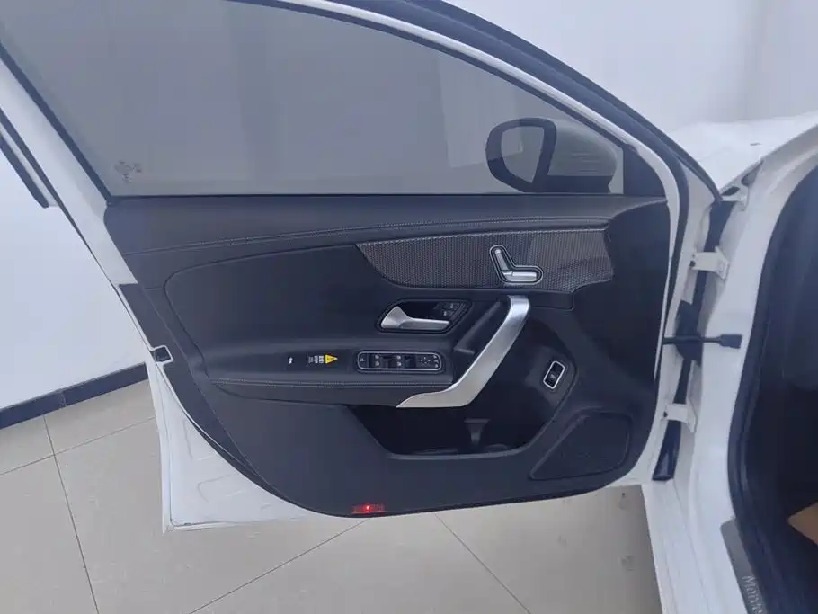 Mercedes-Benz A-Class 2023