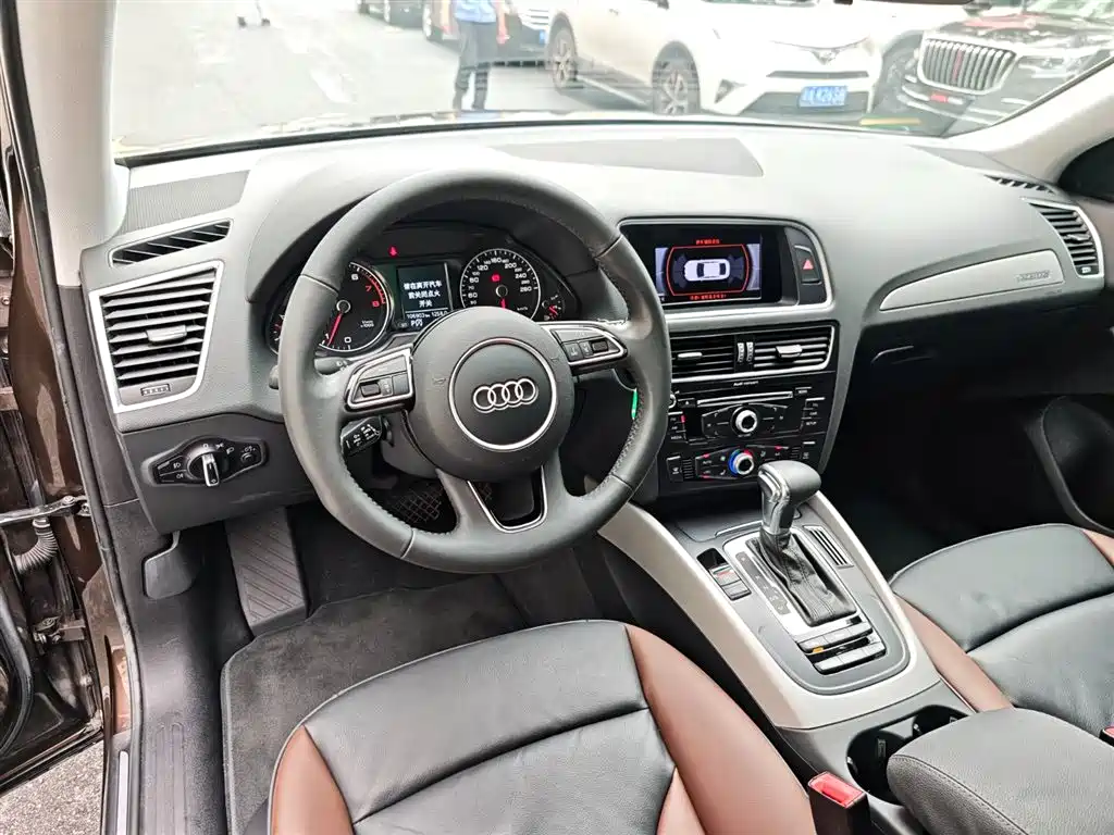Audi Q5 2018 — фото 12