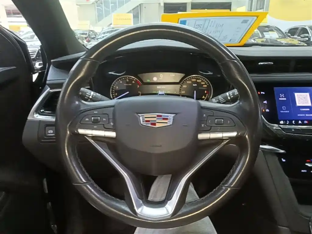 Cadillac XT6 2020 — фото 11