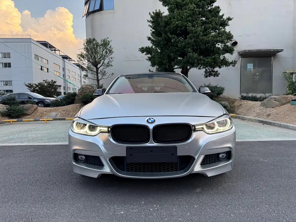 BMW 3 Series 2019
